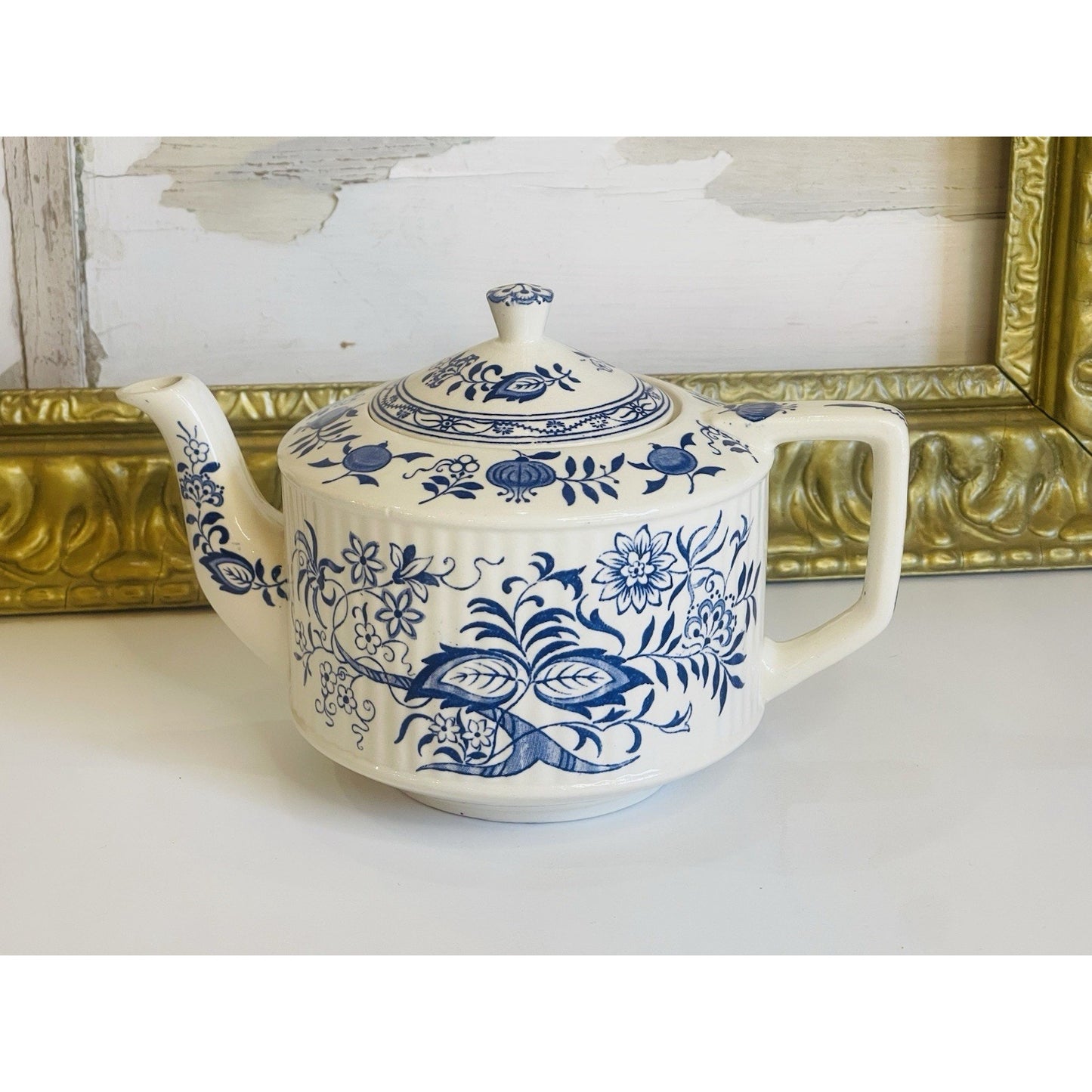 Blue and White Sadler Onion Teapot Staffordshire England | Teapot and Lid | EUC