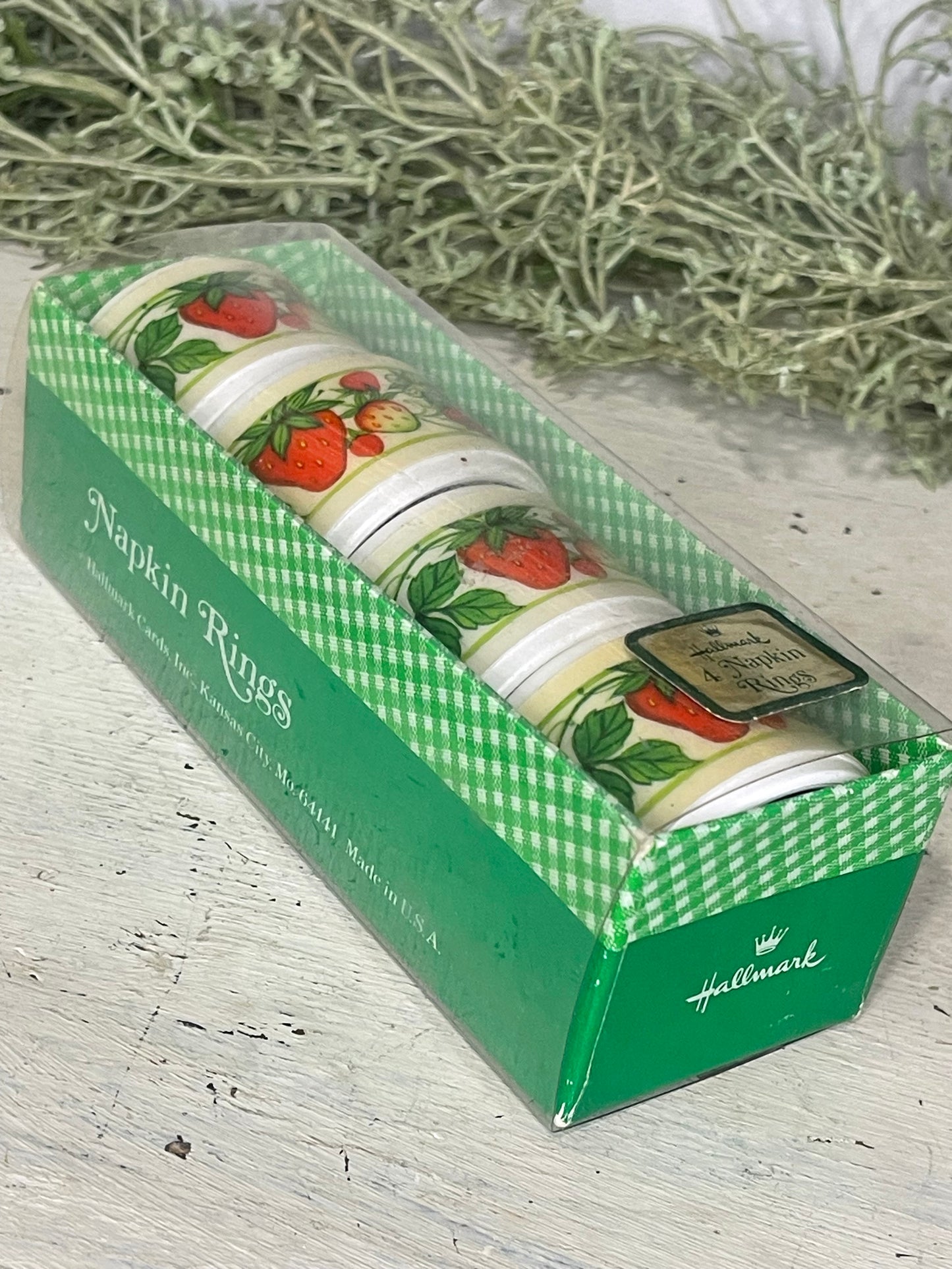 Hallmark Vintage Napkin Ring Set