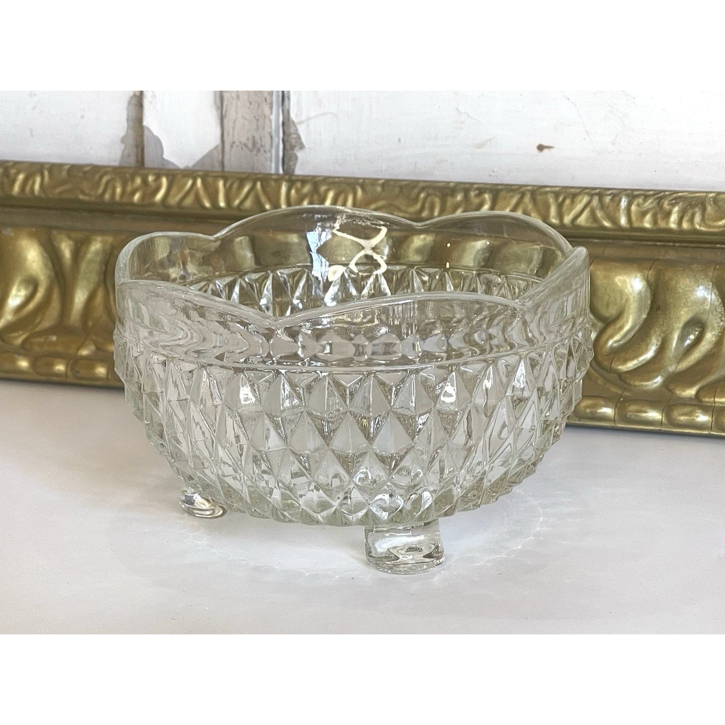 Vintage Indiana Glass Diamond Point Clear Crystal Footed Scalloped Edge Bowl EUC