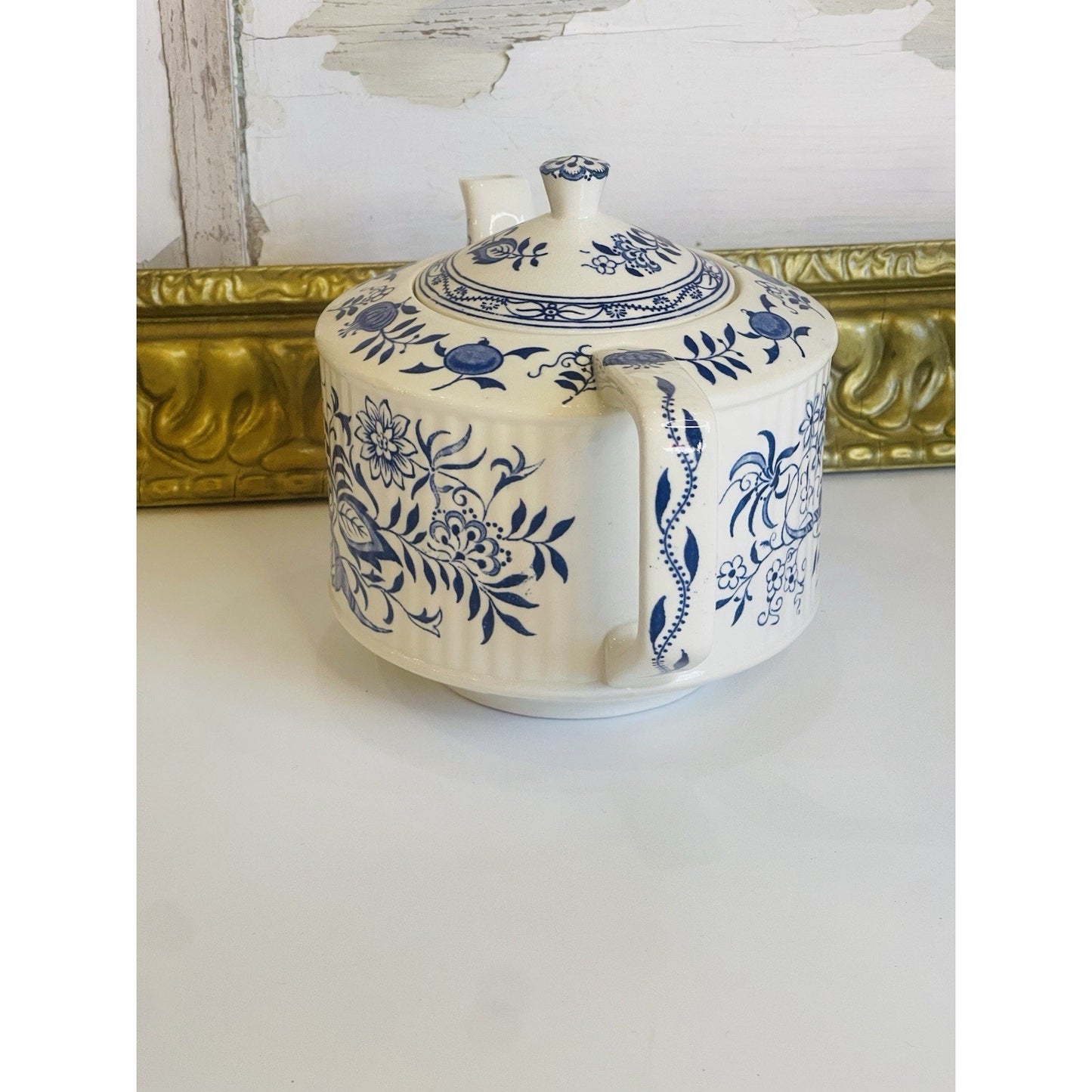 Blue and White Sadler Onion Teapot Staffordshire England | Teapot and Lid | EUC