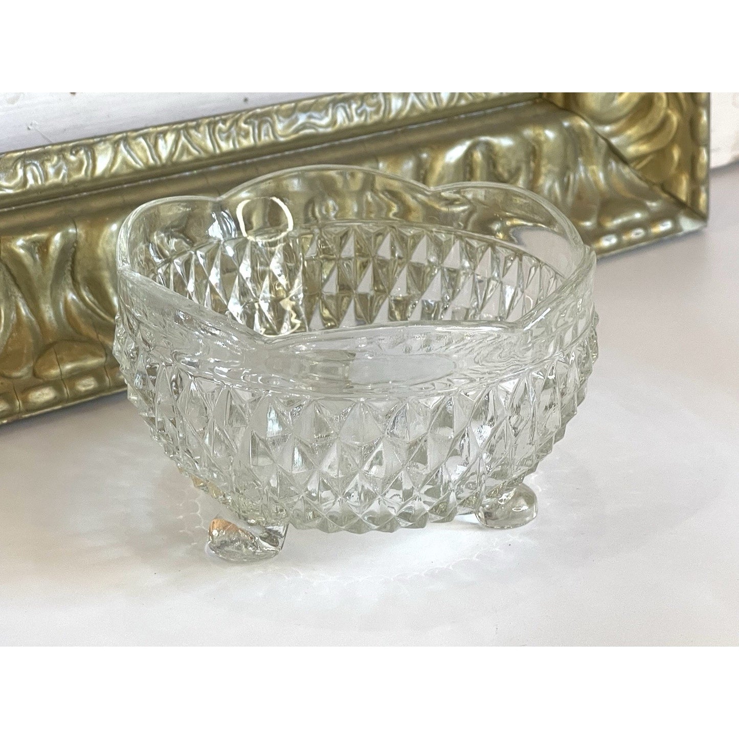 Vintage Indiana Glass Diamond Point Clear Crystal Footed Scalloped Edge Bowl EUC