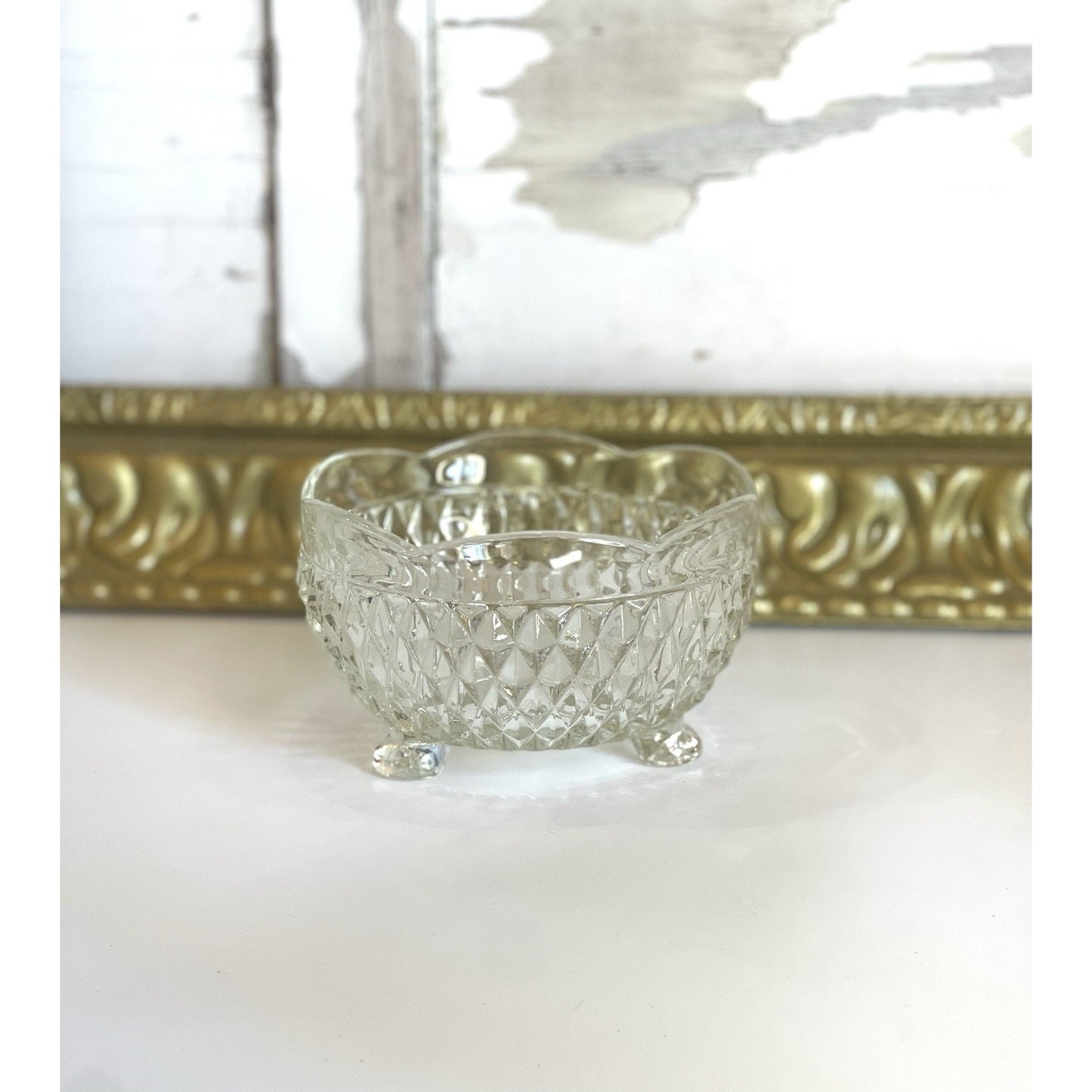 Vintage Indiana Glass Diamond Point Clear Crystal Footed Scalloped Edge Bowl EUC